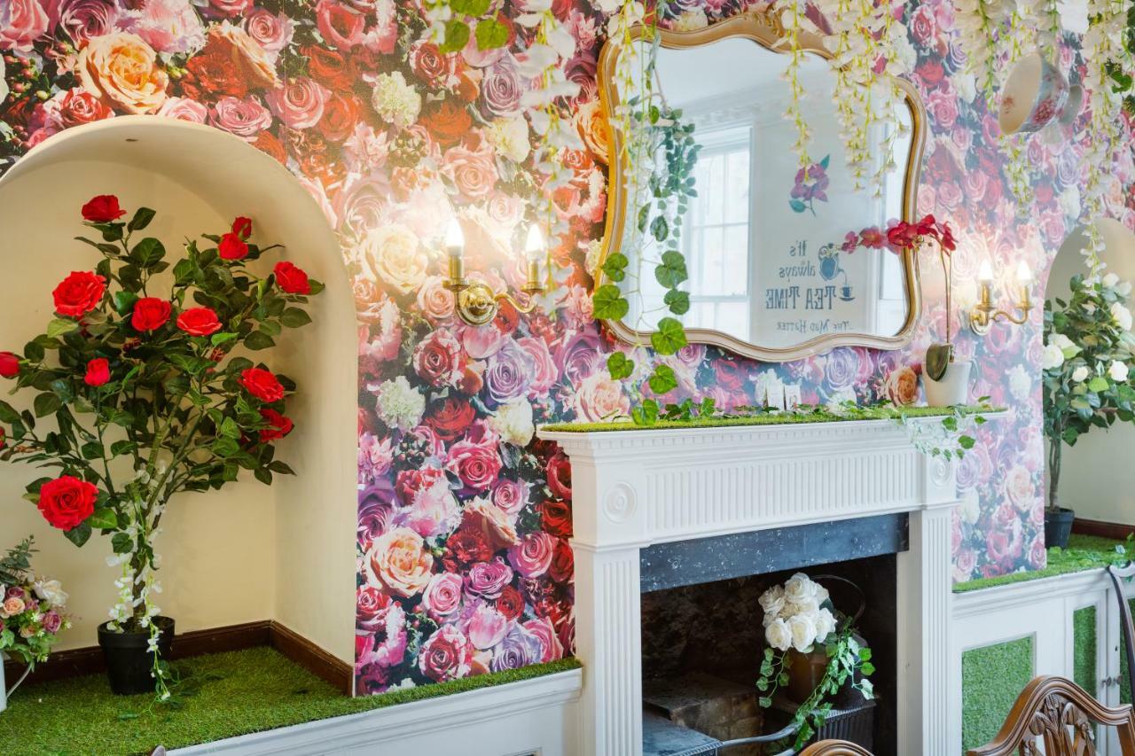 The Wonderland Townhouse - Alice In Wonderland 7Bdr Home Бат Екстер'єр фото
